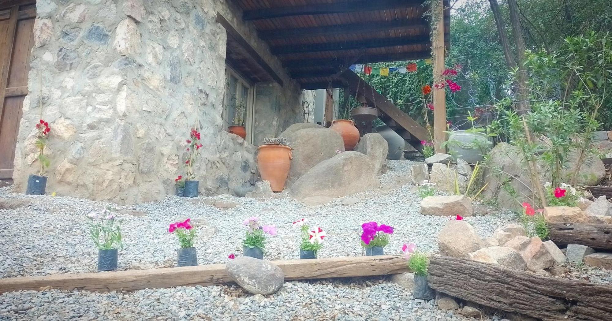 Lacasitadepiedra_cabana Unquillo